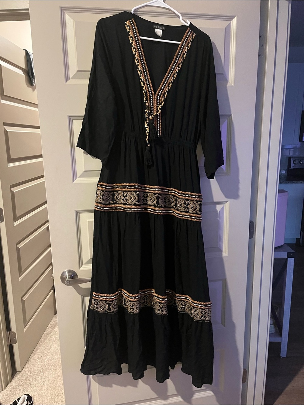 VENUS Black Maxi Dress with Tan & Cream Embroidered Trim sz 14